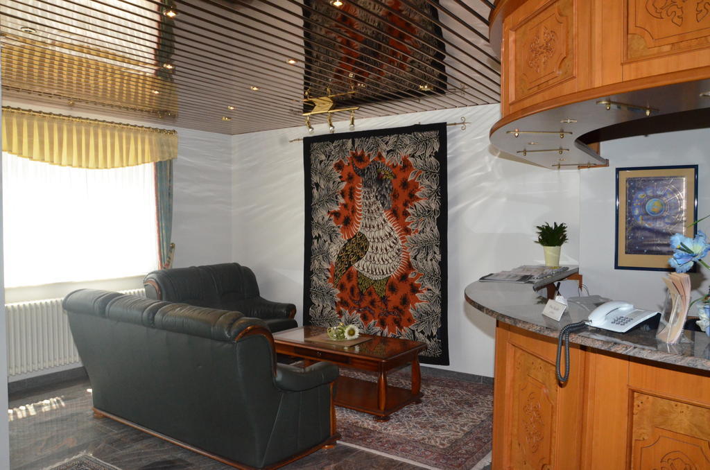 Central Inn Hotel Garni เอปเพลบอร์น ภายนอก รูปภาพ